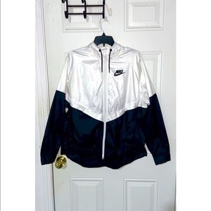 Nike windbreaker